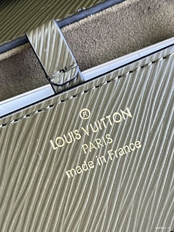 WIS TWIST LOUIS PM VUITTON 1031